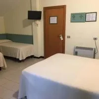 Hotel Marina, хотел в Сестри Леванте