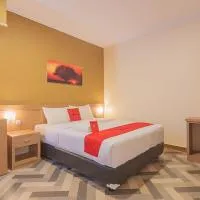 RedDoorz Syariah @ Villa Grand Mutiara Tasikmalaya, hotel en Tasikmalaya