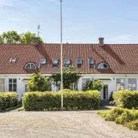 Hedmansgården, khách sạn ở Västra Torp