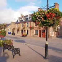 Commercial Hotel, hotel Alnessben