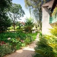 Apartmány U rybníčku, hotel u gradu Kostelec nad Vltavou
