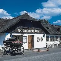 St. Binderup Kro – hotel w mieście Store Binderup
