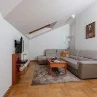 Apartmani Špoljar، فندق في زوبانيا
