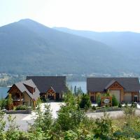 Kootenay Wild Guest Suites