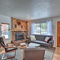 Peaceful and Upscale Ski Cabin 11 Mi to Heavenly!, hôtel à South Lake Tahoe