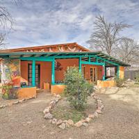 Vibrant Casa Paloma 2 with Patio - Near Vineyards!, hotel in Patagonia