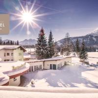 Alpenhotel Karwendel -Adults only-, hotel in Leutasch