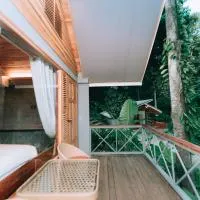 Luxury Camp@Green Jungle Park, hotelli kohteessa Luang Prabang