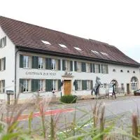 Hotel Gasthof Post AG، فندق في Bözen