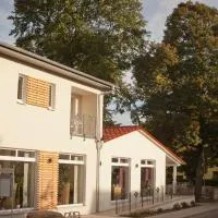 Cafe Hehrlich - Cafe, Pension & mehr โรงแรมในBad Tennstedt