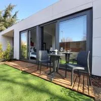 Acero y Piedra Apartamentos con jardín privado، فندق في Cerceda