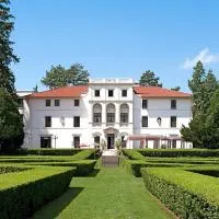 Geneva On The Lake Boutique Resort Hotel, hôtel à Geneva