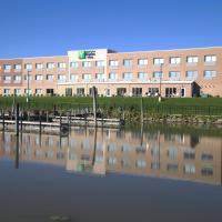 Holiday Inn Express & Suites Port Huron by IHG, hotel near St. Clair County International Airport - PHN, Port Huron