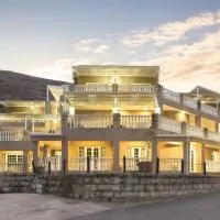 Mont d'Or Hotel Clarens, Cork Tree Collection, hotell i Clarens