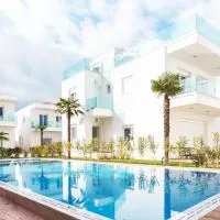 Acrotel Porto Brava Luxury Villas, viešbutis mieste Ormos Panagias