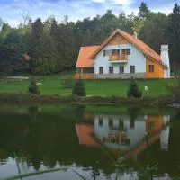 Alirét Vadászház, готель у місті Ságvár