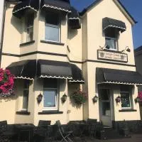Arran Lodge B&B, готель у місті Торкі