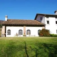 Agriturismo Corte del Maso، فندق في باسّانو ديل غرابّا