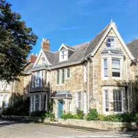 Treventon Guest House, hotel in Penzance