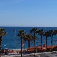 Apartamento primera linea de playa, ideal parejas y familias.
