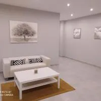 hostal la taurina، فندق في Santa Olalla