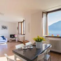 Family Lake Apartment by Rent All Como, hotel en Mezzegra