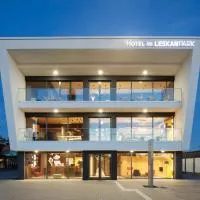 Hotel im LESKANPark, готель у Кельні