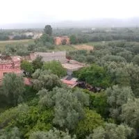 Maison d'hotes Ait Bou Izryane, hotel i Timoulilt
