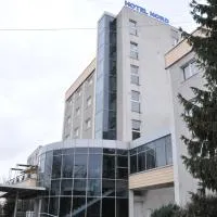 Hotel Nord, ξενοδοχείο στο Πλοέστι