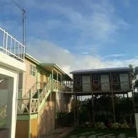 Apartment Unforgetable Gardens، فندق في Falmouth