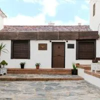 Casa Rural La Zzinetina con Jacuzzi, hotel en Constantina