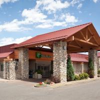 Holiday Inn Cody at Buffalo Bill Village, an IHG Hotel、コーディにあるイエローストーン・リージョナル空港 - CODの周辺ホテル