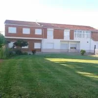 Vivienda Turística El Asturiano, hotel din Montamarta