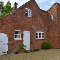 Norfolk Broads Bolthole, hotel in Stokesby