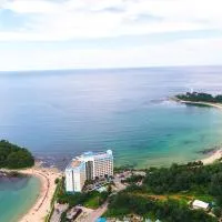 Kumgangsan Condo Sokcho, hotelli kohteessa Goseong