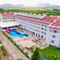 Dalaman Airport Lykia Thermal & Spa Hotel, hôtel à Dalaman