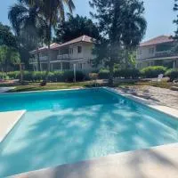El Pelicano Apart-Hotel، فندق في لاس غاليراس