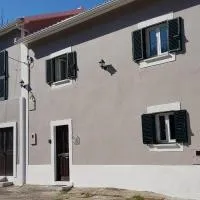 AL - HaoleGuestHouse, מלון בסובראל דה מונטה אגרסו