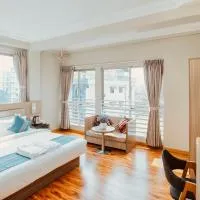 SERENE Stays Hotel، فندق في يانغون