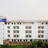 Hotel The White Lotus View Pvt Ltd, hotell i Bhairāhawā