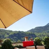 la maison sous le château, hotel u gradu Monsegir
