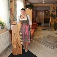Hotel Lang, hotel Leibnitzben