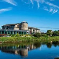 Riverside Park Hotel، فندق في إينيسكورثي