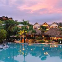 Outrigger Fiji Beach Resort, hotel in Korotogo