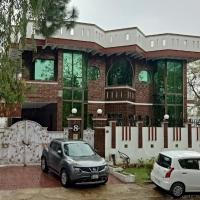 Executive Galaxy Guest House, hotel di F-8 Sector, Islamabad