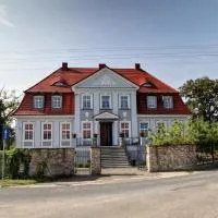 Pałac w Bądzowie, hôtel à Polkowice