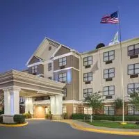 Holiday Inn Express Hotel & Suites Byron by IHG、バイロンのホテル