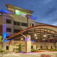 Holiday Inn Express and Suites Columbia University Area, an IHG Hotel, hotel dekat Columbia Regional Airport - COU, Columbia