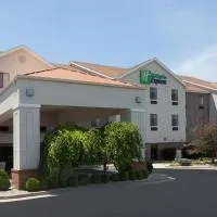 Holiday Inn Express Hotel & Suites Brookville by IHG、Brookvilleのホテル