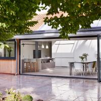 Willow Barn Norfolk Broads B&B, hotel in Stokesby